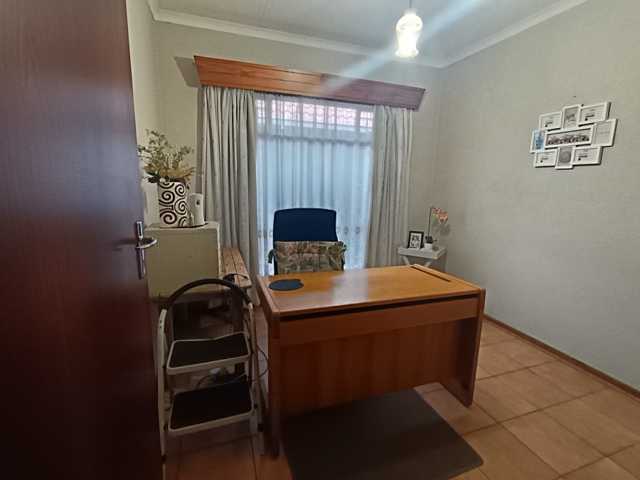 To Let 3 Bedroom Property for Rent in Potchefstroom North West